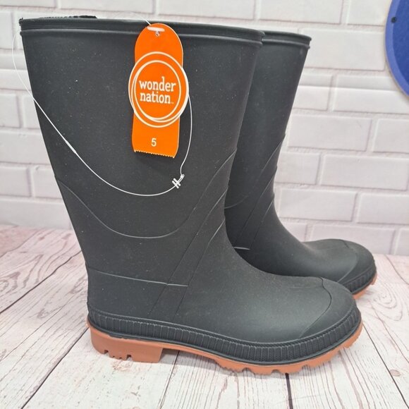 Wonder Nation Youth Boys Black TPE Rubber Lined Slip-on Chore Rain Boots: 5 - Picture 1 of 6